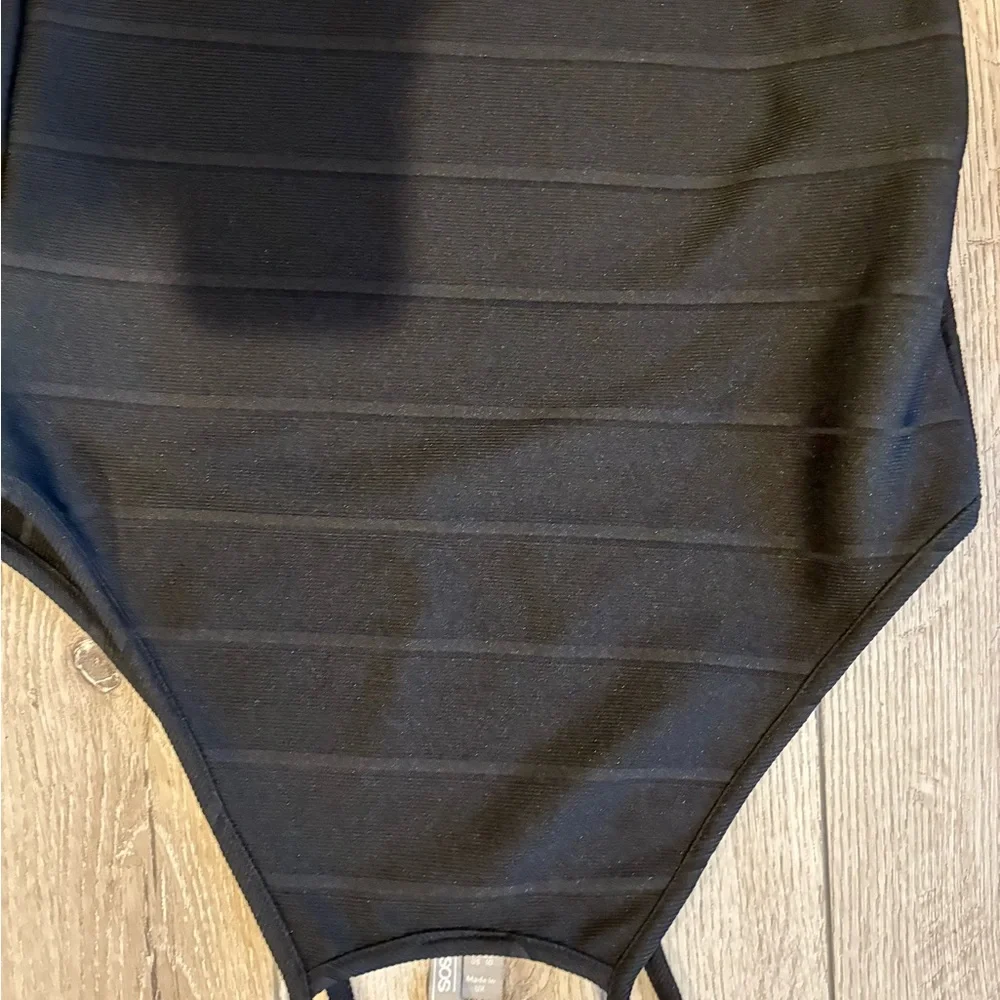 ASOS Black Ribbed Halter Crop Top - Picture 2 of 3